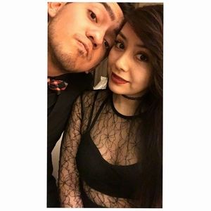 Meet your Posher, Carlos